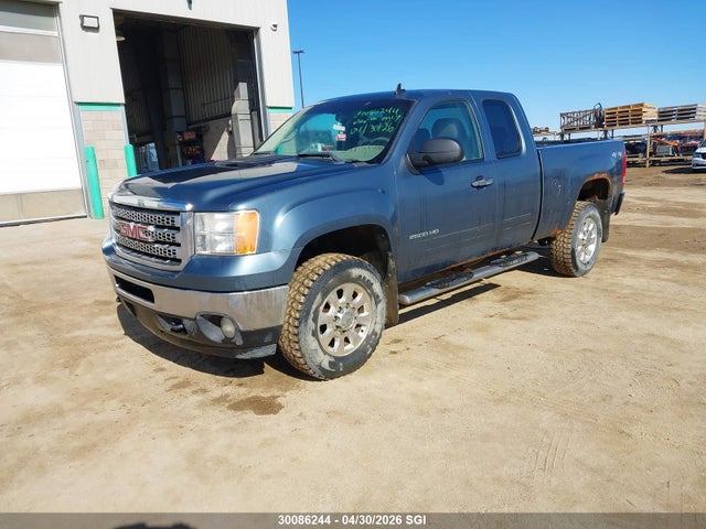 30086244 :رقم المزاد ، 1GT220CG7CZ194635 vin ، 2012 Gmc Sierra K2500 Sle مزاد بيع