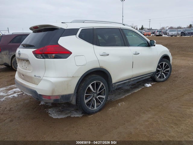 5N1AT2MV5HC754112 Nissan Rogue Sv/sl