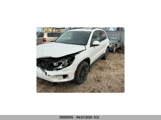WVGJV3AX5EW530757 Volkswagen Tiguan S/se/sel/r-line