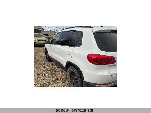 WVGJV3AX5EW530757 Volkswagen Tiguan S/se/sel/r-line