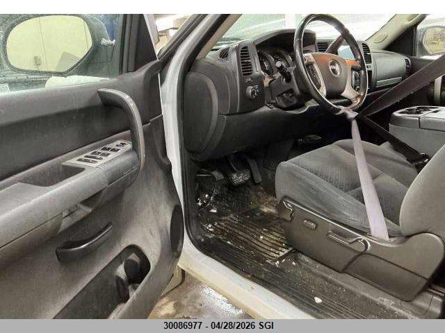 30086977 :رقم المزاد ، 2GTEK133881226234 vin ، 2008 Gmc Sierra K1500 مزاد بيع