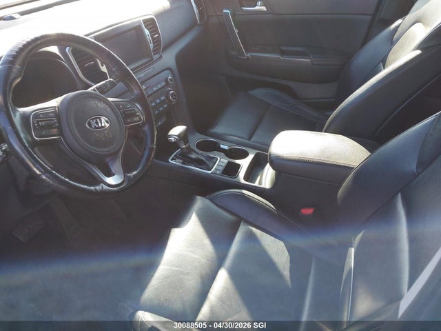 KNDPNCAC8J7332495 KIA Sportage Ex