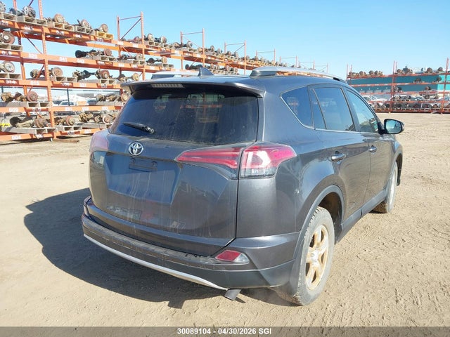 30089104 :رقم المزاد ، 2T3BFREV4GW458694 vin ، 2016 Toyota Rav4 Le مزاد بيع