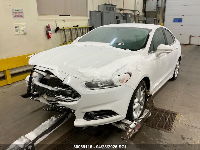 30089116 :رقم المزاد ، 1FA6P0H70F5112533 vin ، 2015 Ford Fusion Se مزاد بيع