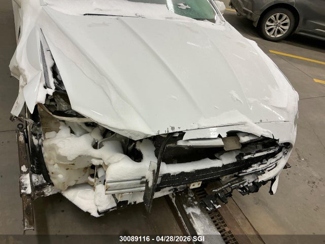 30089116 :رقم المزاد ، 1FA6P0H70F5112533 vin ، 2015 Ford Fusion Se مزاد بيع