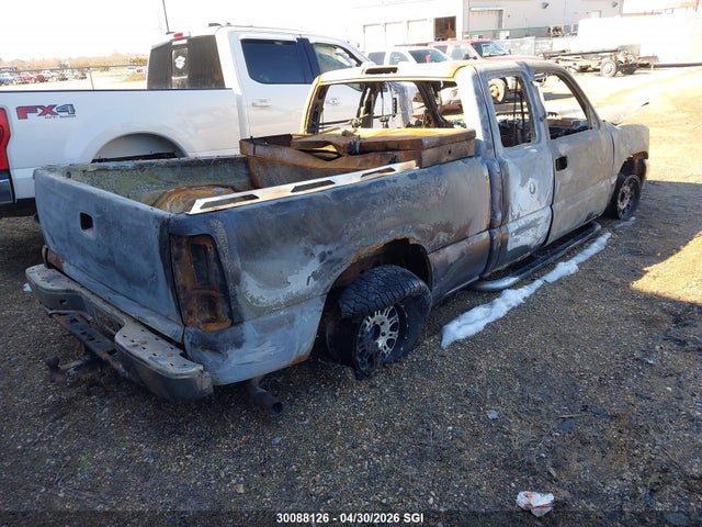 30088126 :رقم المزاد ، 2GTEC19T541196558 vin ، 2004 Gmc New Sierra C1500 مزاد بيع