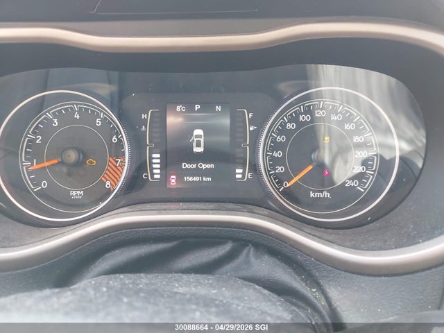 30088664 :رقم المزاد ، 1C4PJMAS2FW736690 vin ، 2015 Jeep Cherokee Sport مزاد بيع