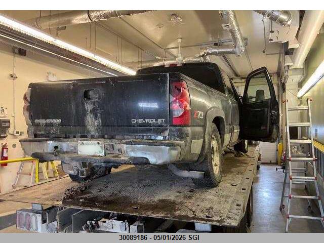 2004 Chevrolet Silverado K1500 მანქანა იყიდება აუქციონზე, vin: 2GCEK19T241113798, აუქციონის ნომერი: 30089186