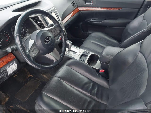 30089042 :رقم المزاد ، 4S4BRJKC2B2345982 vin ، 2011 Subaru Outback 3.6r Limited مزاد بيع