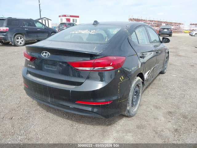 5NPD74LFXJH233411 Hyundai ELANTRA SE