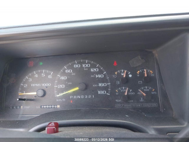 30089223 :رقم المزاد ، 2GTEK19RXW1548365 vin ، 1998 Gmc Sierra K1500 مزاد بيع