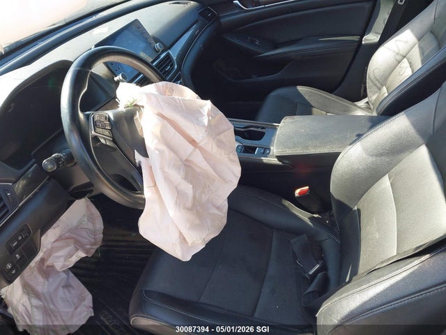1HGCV1F38KA801649 Honda Accord Sport