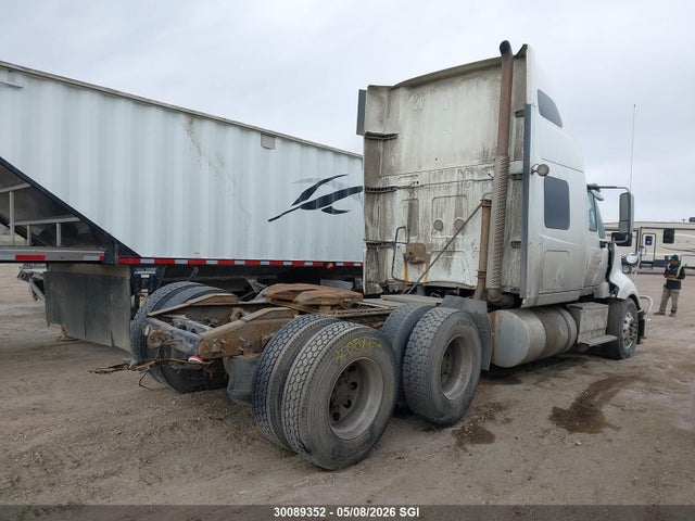 3HSDJAPR8HN475446 International Prostar
