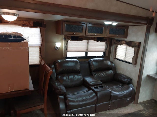 Auction sale of the 2014 Coachmen Chaparral, vin: 5ZT3CHYB1EA308738, lot number: 30089355