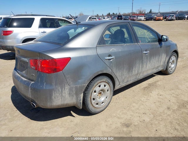 2011 Kia Forte 2.4l Sx/2.4l Sx Luxury მანქანა იყიდება აუქციონზე, vin: KNAFW4A3XB5407013, აუქციონის ნომერი: 30088440