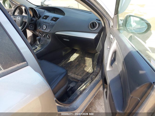 30089271 :رقم المزاد ، JM1BL1V70C1586578 vin ، 2012 Mazda 3 I مزاد بيع