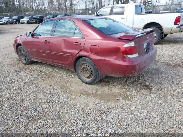30089453 :رقم المزاد ، 4T1BE32K35U093098 vin ، 2005 Toyota Camry Le/xle/se مزاد بيع