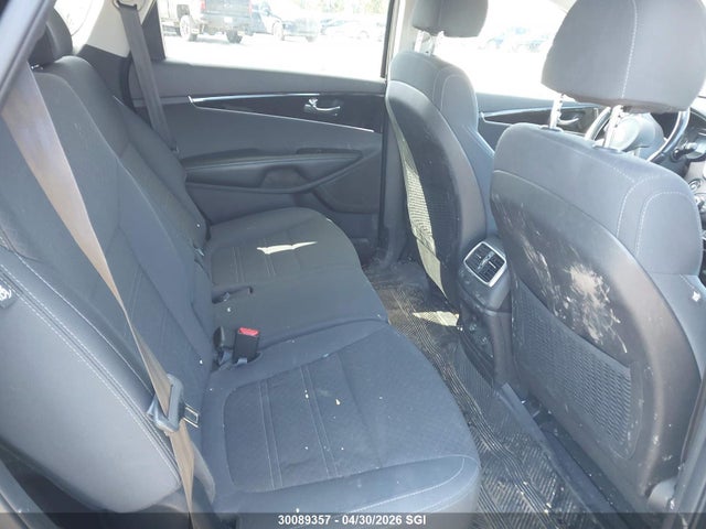 5XYPGDA16JG382197 KIA Sorento