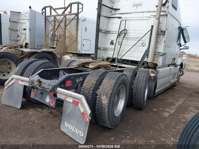 4V4WC9EH9PN335280 Volvo VNR