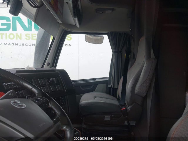 4V4WC9EH9PN335280 Volvo VNR