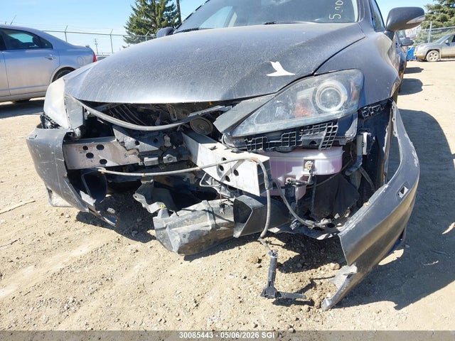 30085443 :رقم المزاد ، JTHCE5C23B5001172 vin ، 2011 Lexus Is 350 مزاد بيع