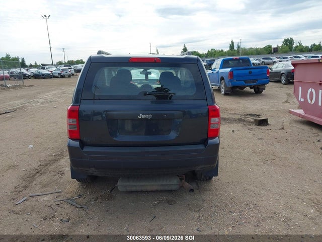 30063593 :رقم المزاد ، 1C4NJPAB3ED522827 vin ، 2014 Jeep Patriot Sport/north مزاد بيع