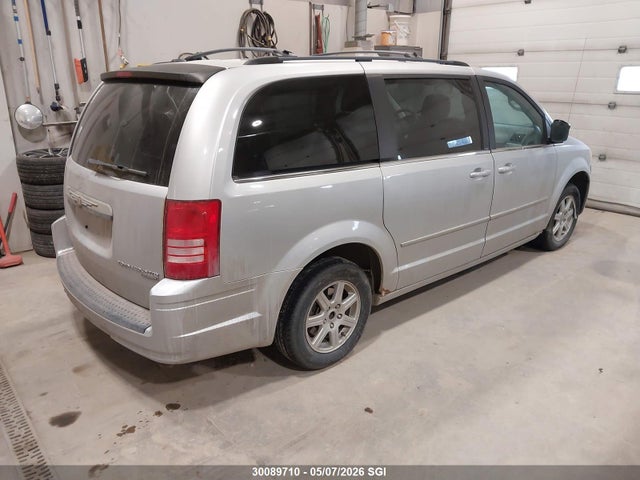 Продажа на аукционе авто 2010 Chrysler Town & Country Touring, vin: 2A4RR5D14AR216710, номер лота: 30089710