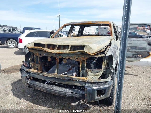 5TFDY5F15KX834900 Toyota Tundra Crewmax Sr5/crewmax Trd P