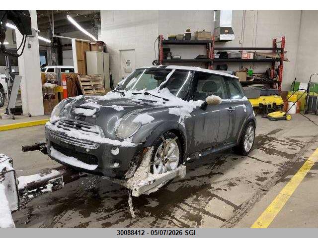 2002 Mini Cooper S მანქანა იყიდება აუქციონზე, vin: WMWRE33452TD51979, აუქციონის ნომერი: 30088412