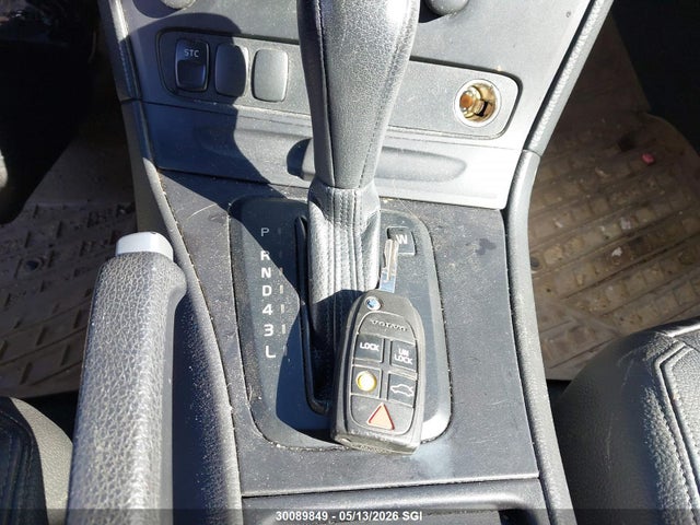 30089849 :رقم المزاد ، YV1SW59V042361364 vin ، 2004 Volvo V70 Fwd مزاد بيع