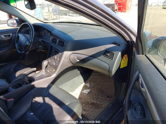 30089849 :رقم المزاد ، YV1SW59V042361364 vin ، 2004 Volvo V70 Fwd مزاد بيع