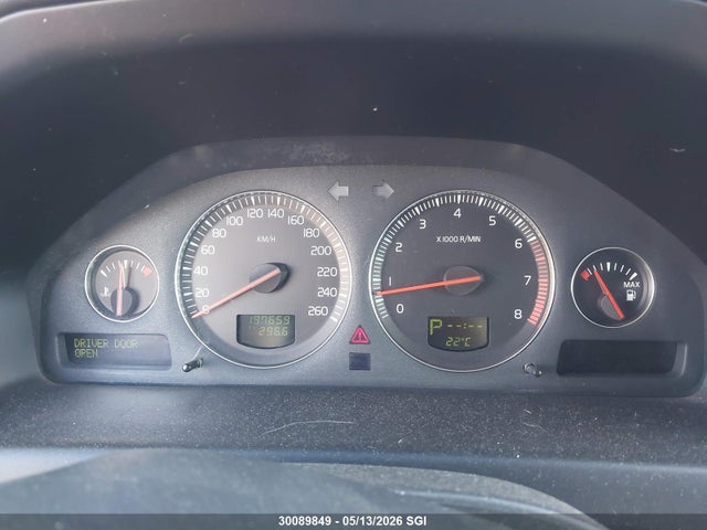 30089849 :رقم المزاد ، YV1SW59V042361364 vin ، 2004 Volvo V70 Fwd مزاد بيع