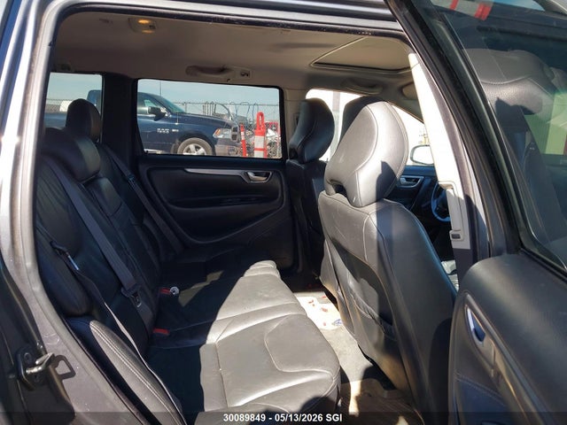 30089849 :رقم المزاد ، YV1SW59V042361364 vin ، 2004 Volvo V70 Fwd مزاد بيع