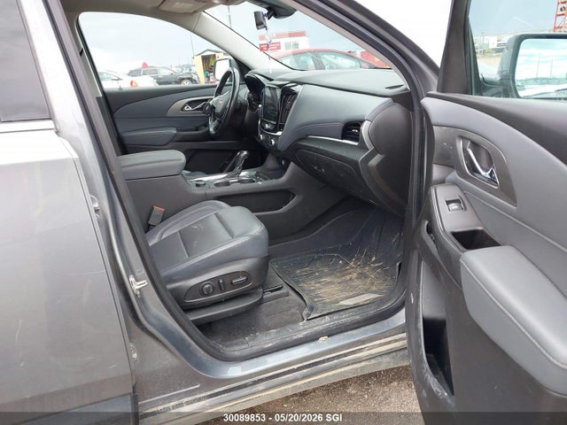 1GNEVHKW0KJ199529 Chevrolet Traverse Lt
