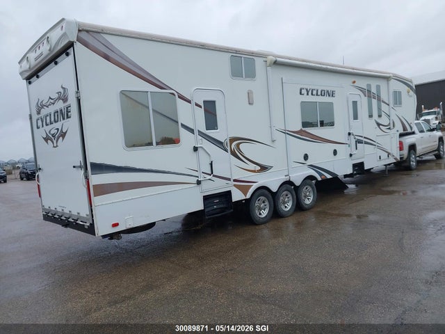 Продажа на аукционе авто 2011 Heartland Cyclone, vin: 5SFCG4035BE216617, номер лота: 30089871