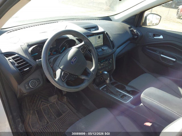 1FMCU9GD6HUD55222 Ford ESCAPE SE