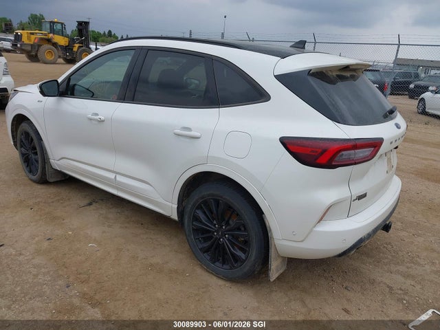 30089903 :رقم المزاد ، 1FMCU9PA3PUA93339 vin ، 2023 Ford Escape St Line Elite مزاد بيع