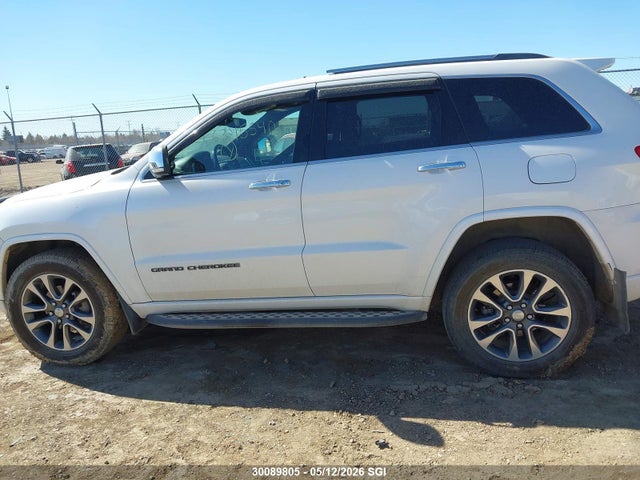 1C4RJFCG3JC240174 Jeep Grand Cherokee Overland