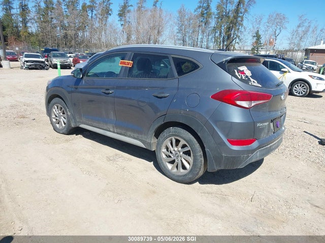 KM8J33A48HU450557 Hyundai Tucson Limited/sport And Eco/se