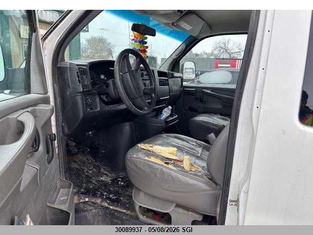 2004 Chevrolet Express G3500 მანქანა იყიდება აუქციონზე, vin: 1GAHG39UX41184927, აუქციონის ნომერი: 30089937