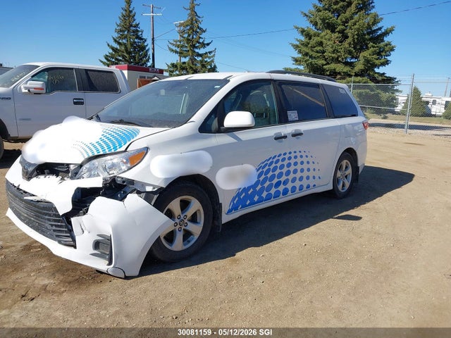 5TDZZ3DCXKS002910 Toyota Sienna