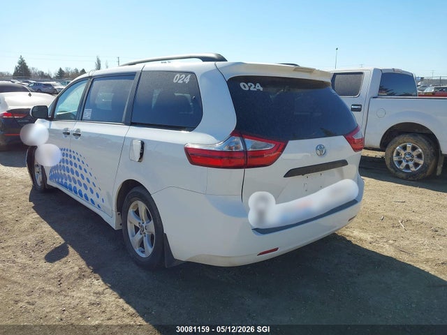 5TDZZ3DCXKS002910 Toyota Sienna