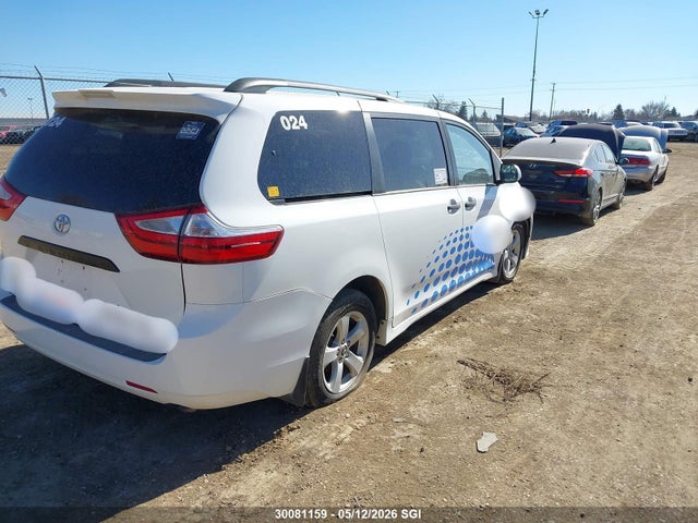 5TDZZ3DCXKS002910 Toyota Sienna
