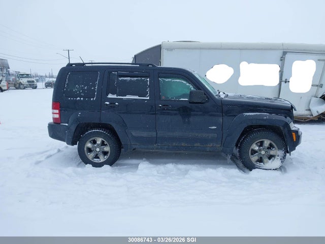 2008 Jeep Liberty Sport მანქანა იყიდება აუქციონზე, vin: 1J8GN28K08W279324, აუქციონის ნომერი: 30086743
