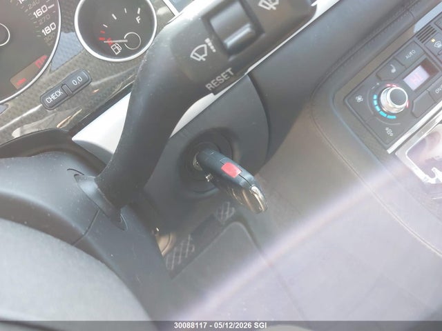 30088117 :رقم المزاد ، WAUPN44E27N010472 vin ، 2007 Audi S8 Quattro مزاد بيع
