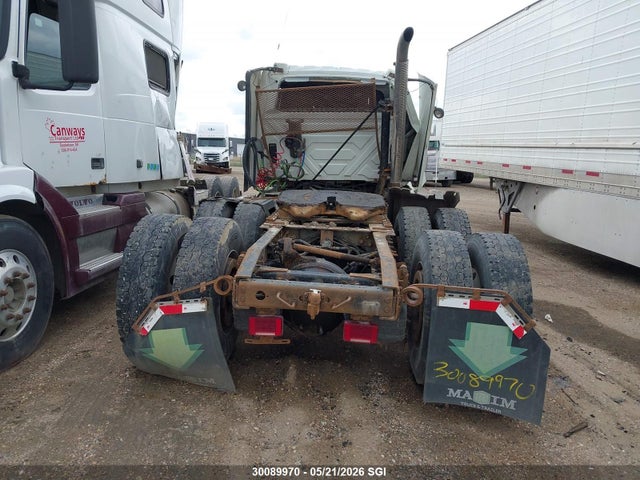 30089970 :رقم المزاد ، 1HSDJAPR7FH658151 vin ، 2015 International Prostar مزاد بيع