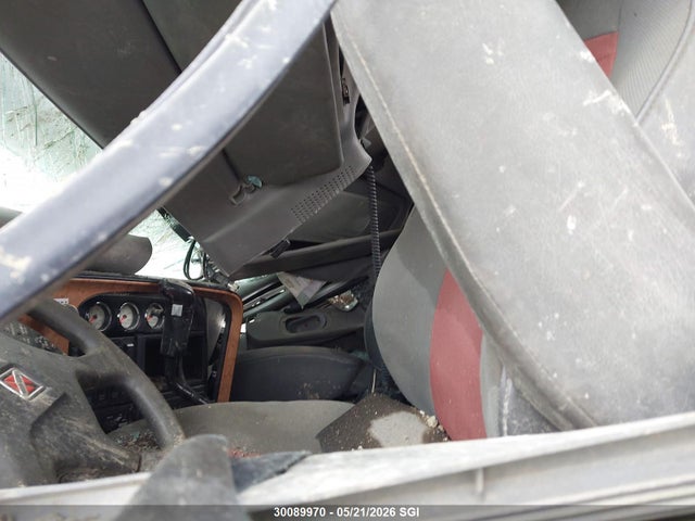 30089970 :رقم المزاد ، 1HSDJAPR7FH658151 vin ، 2015 International Prostar مزاد بيع