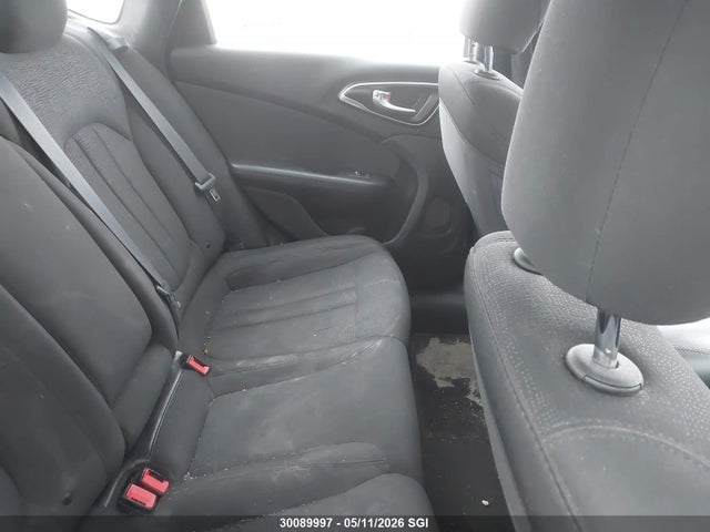 Chrysler 200 Limited 2016 1C3CCCAB4GN158686 Image 8