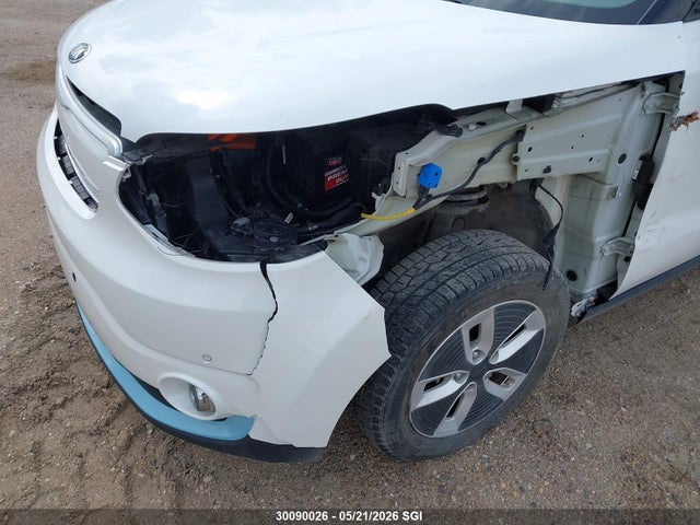 2017 Kia Soul Ev მანქანა იყიდება აუქციონზე, vin: KNDJX3AE1H7023267, აუქციონის ნომერი: 30090026