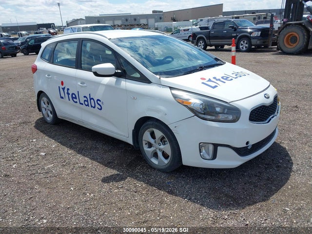 KNAHT8A30G7163425 KIA Rondo